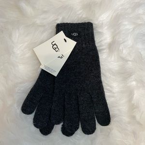 Ugg Austrialia men’s gray wool knit tech glove